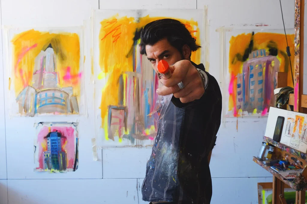 Pablo Peñalba, artista plástico argentino, en su estudio de Barcelona